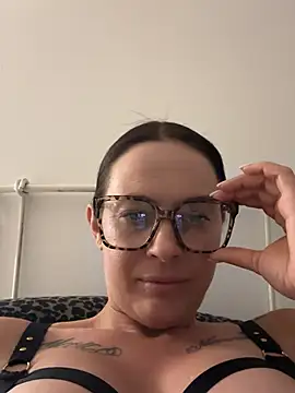 SophieSchmidt online show from 04-10-26, 06:37