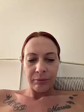 SophieSchmidt online show from 04-03-26, 07:09