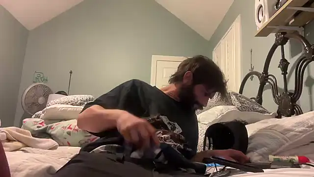 TrndSettr online show from 03-24-26, 03:06