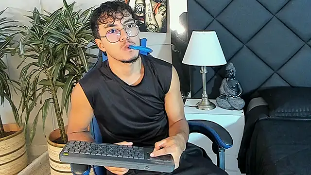 kai storn online show from 04-18-26, 11:12