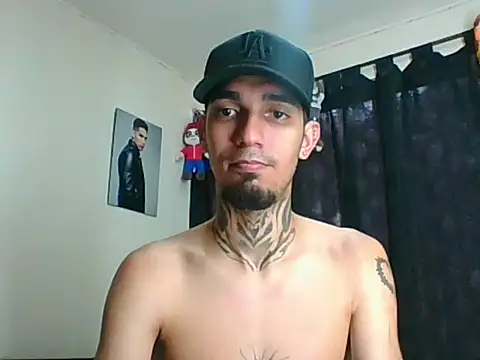 Snapshot of Stiward_newman chatting on 03-07-26, 04:34 Stiward newman online show from 03-07-26, 04:34