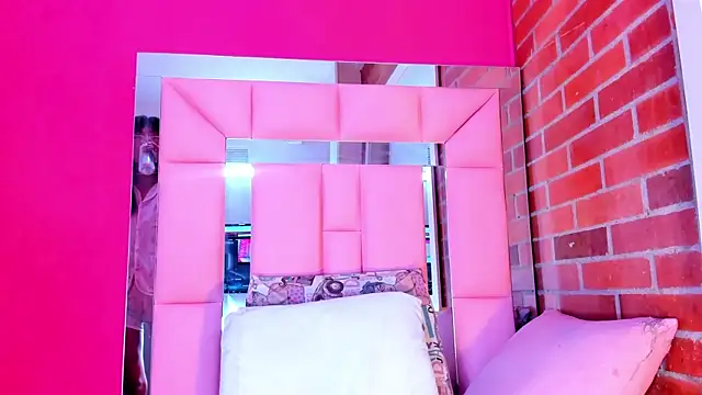 Baby doll XOXO online show from 02-25-26, 12:16