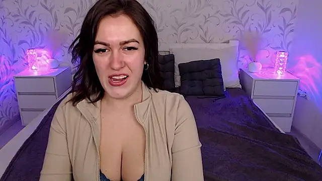 Snapshot of b1ushf1owerr chatting on 02-02-26, 10:42 b1ushf1owerr online show from 02-02-26, 10:42