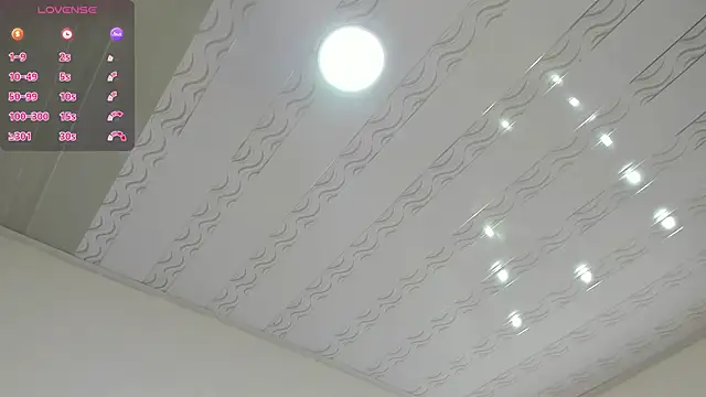 Jennifer Lee  online show from 04-01-26, 01:30