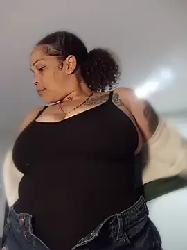 harleycakess online show from 04-24-26, 07:43