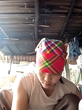 Snapshot of Beeio_diaeo chatting on 03-11-26, 08:30 Beeio diaeo online show from 03-11-26, 08:30