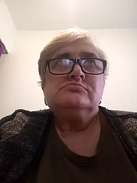 Snapshot of SusanStar874 chatting on 02-04-26, 02:34 SusanStar874 online show from 02-04-26, 02:34