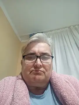 Snapshot of SusanStar874 chatting on 02-21-26, 04:42 SusanStar874 online show from 02-21-26, 04:42