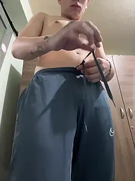 Andy12912 online show from 03-07-26, 09:53