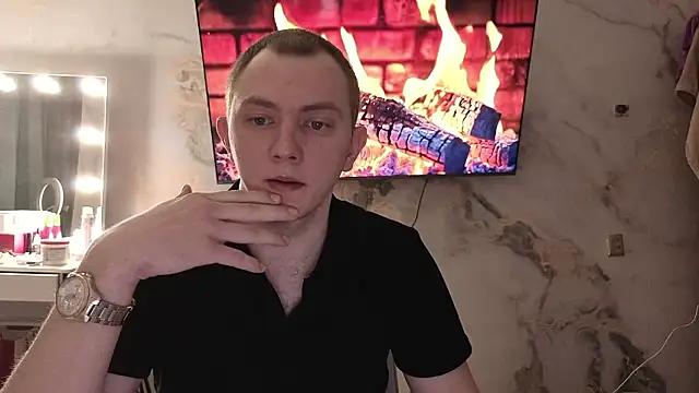 Snapshot of Crystal_Nuts chatting on 03-02-26, 07:15 Crystal Nuts online show from 03-02-26, 07:15