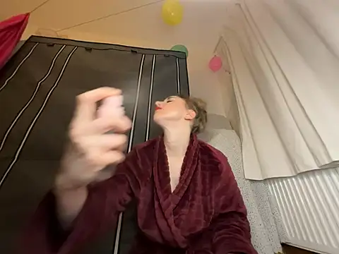 Snapshot of Wantlt chatting on 03-01-26, 09:26 Wantlt online show from 03-01-26, 09:26