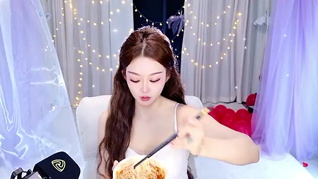 Snapshot of Dancer_Lucky-Nini chatting on 02-22-26, 12:02 Dancer Lucky-Nini online show from 02-22-26, 12:02