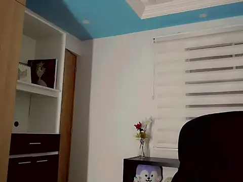 duvisex19 online show from 04-27-26, 11:36