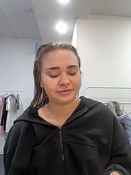 Snapshot of MonicaWestt chatting on 02-15-26, 06:47 MonicaWestt online show from 02-15-26, 06:47