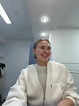 MonicaWestt online show from 04-24-26, 06:26