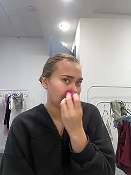 Snapshot of MonicaWestt chatting on 02-16-26, 06:56 MonicaWestt online show from 02-16-26, 06:56