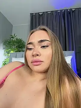 MonicaWestt online show from 05-15-26, 07:06