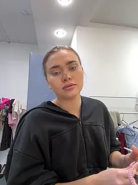 MonicaWestt online show from 03-03-26, 06:31