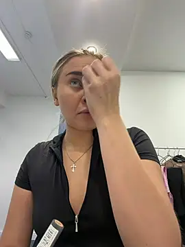 MonicaWestt online show from 07-09-26, 06:03