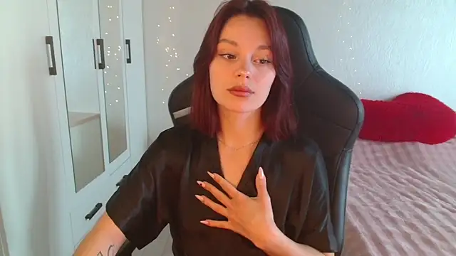 Eva Avea online show from 02-28-26, 10:04