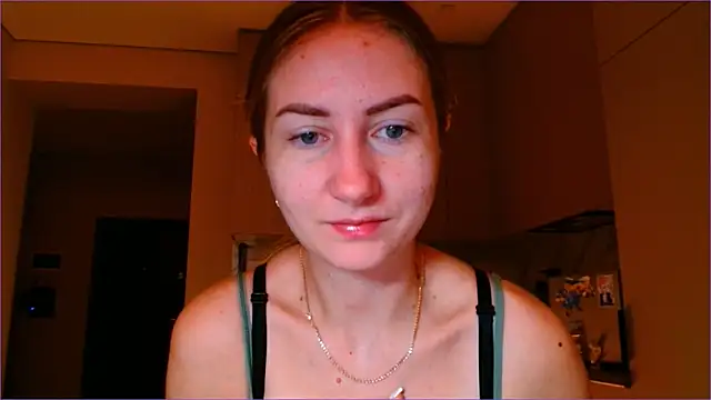 Snapshot of BluueSilk chatting on 11-21-25, 06:01 BluueSilk online show from 11-21-25, 06:01