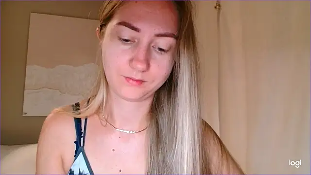 Snapshot of BluueSilk chatting on 09-25-25, 06:41 BluueSilk online show from 09-25-25, 06:41