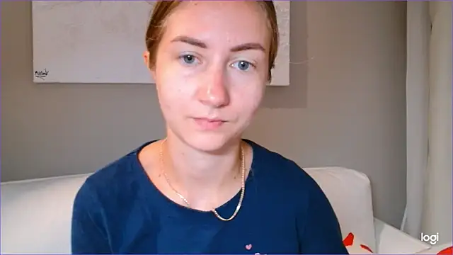 Snapshot of BluueSilk chatting on 10-14-25, 05:30 BluueSilk online show from 10-14-25, 05:30