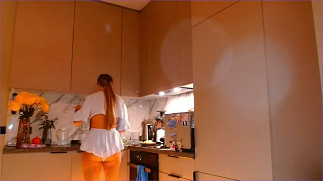 Snapshot of BluueSilk chatting on 11-15-25, 05:55 BluueSilk online show from 11-15-25, 05:55