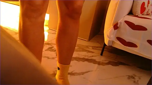 Snapshot of BluueSilk chatting on 01-07-26, 06:18 BluueSilk online show from 01-07-26, 06:18