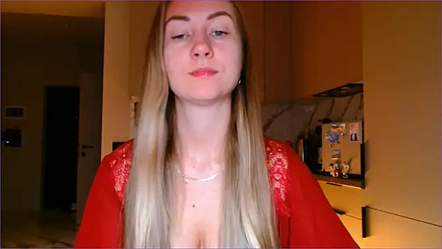 Snapshot of BluueSilk chatting on 11-20-25, 07:42 BluueSilk online show from 11-20-25, 07:42