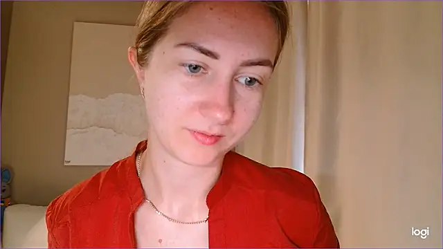 Snapshot of BluueSilk chatting on 09-11-25, 05:51 BluueSilk online show from 09-11-25, 05:51