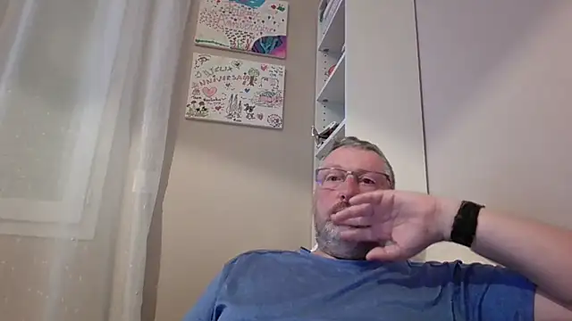 doudou310 online show from 04-16-26, 03:29