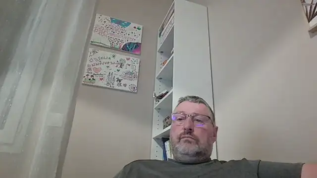 doudou310 online show from 03-09-26, 04:49