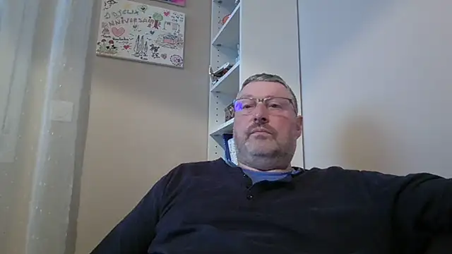 doudou310 online show from 03-10-26, 05:00