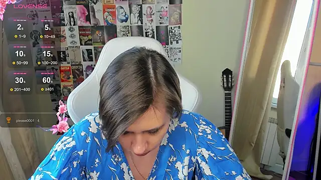 Snapshot of Scarlet_Sirenn chatting on 02-19-26, 10:23 Scarlet Sirenn online show from 02-19-26, 10:23