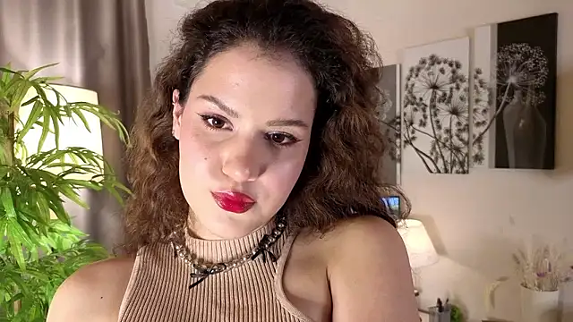 Snapshot of Lili_Torin chatting on 02-14-26, 01:33 Lili Torin online show from 02-14-26, 01:33