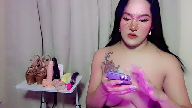 ChloeAsian online show from 05-28-26, 08:11