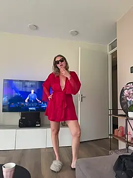 hottogetherNL online show from 07-05-26, 12:23