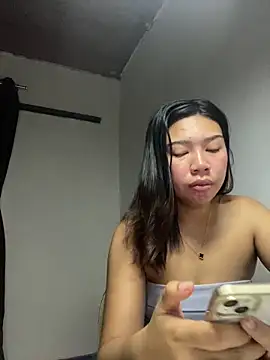 Snapshot of Aniya_09 chatting on 02-19-26, 07:44 Aniya 09 online show from 02-19-26, 07:44