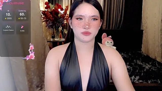 Snapshot of IsabellaXoXo69 chatting on 06-17-26, 12:00 IsabellaXoXo69 online show from 06-17-26, 12:00