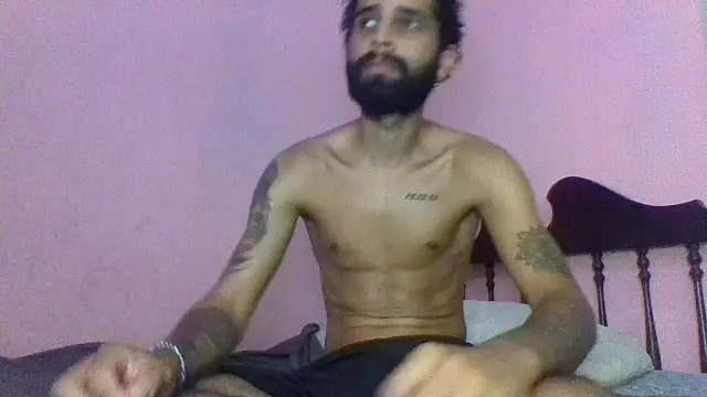 Snapshot of casal_atrevido chatting on 02-21-26, 04:53 casal atrevido online show from 02-21-26, 04:53