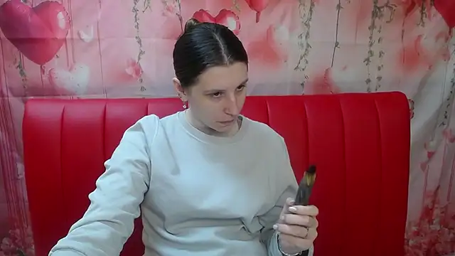 LilianaShine online show from 05-05-26, 05:10