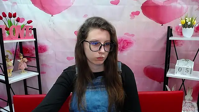 LilianaShine online show from 04-05-26, 05:03