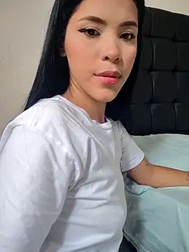 Luucia 09 online show from 02-07-26, 07:33