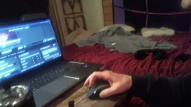 Snapshot of 2_4_YOU chatting on 03-22-26, 08:21 2 4 YOU online show from 03-22-26, 08:21