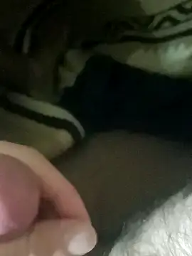 Erkegin001 online show from 02-07-26, 11:02