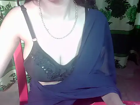 x -hot online show from 06-12-26, 03:37