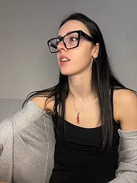 alibi room online show from 04-01-26, 03:31