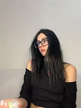 alibi room online show from 03-26-26, 02:04