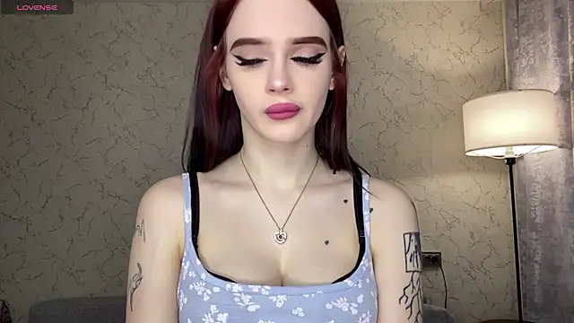 Snapshot of IeshaOsorio chatting on 02-25-26, 06:13 IeshaOsorio online show from 02-25-26, 06:13